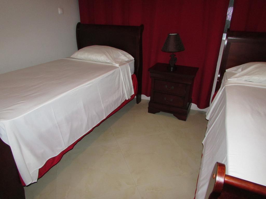 Residencial Girassol, Lda Bed and Breakfast São Filipe Exterior foto