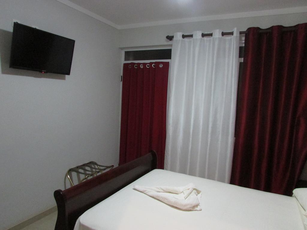 Residencial Girassol, Lda Bed and Breakfast São Filipe Exterior foto